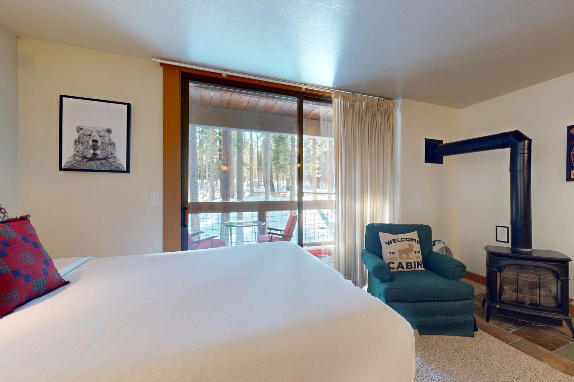 Aspen Grove Hideaway Hotel Truckee Exterior photo